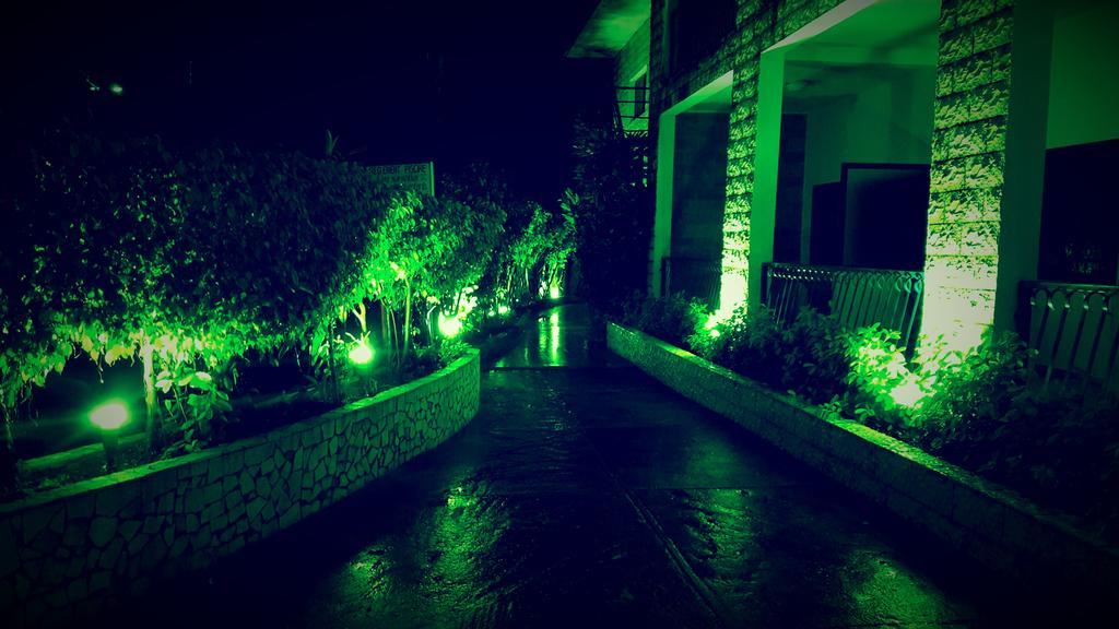 Riviera Taouyah Hotel Conakry Bagian luar foto