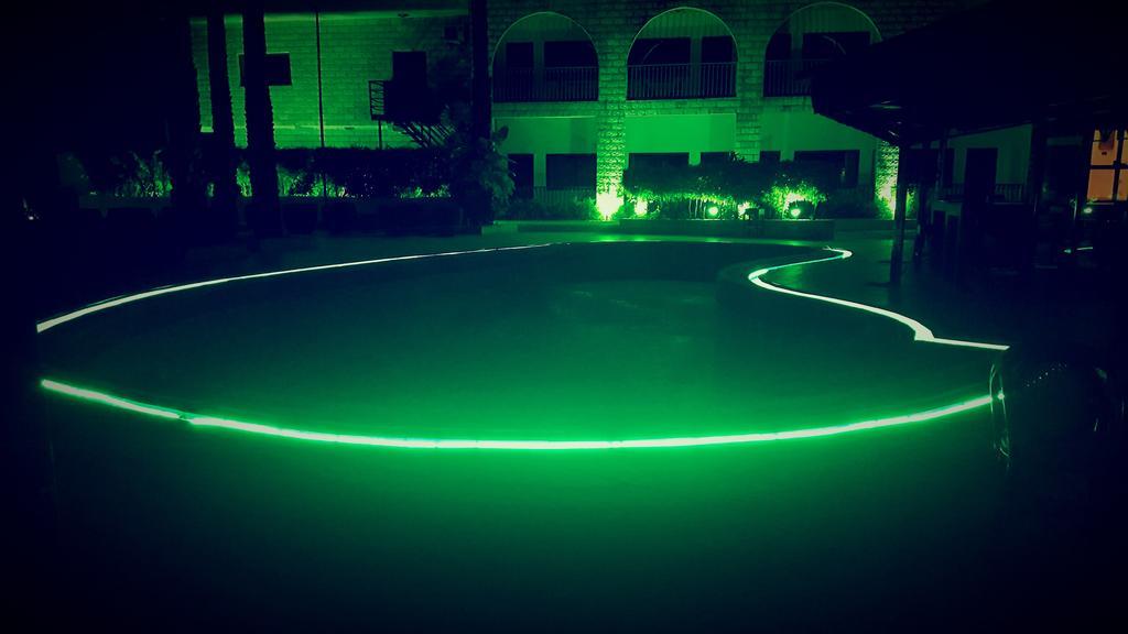 Riviera Taouyah Hotel Conakry Bagian luar foto